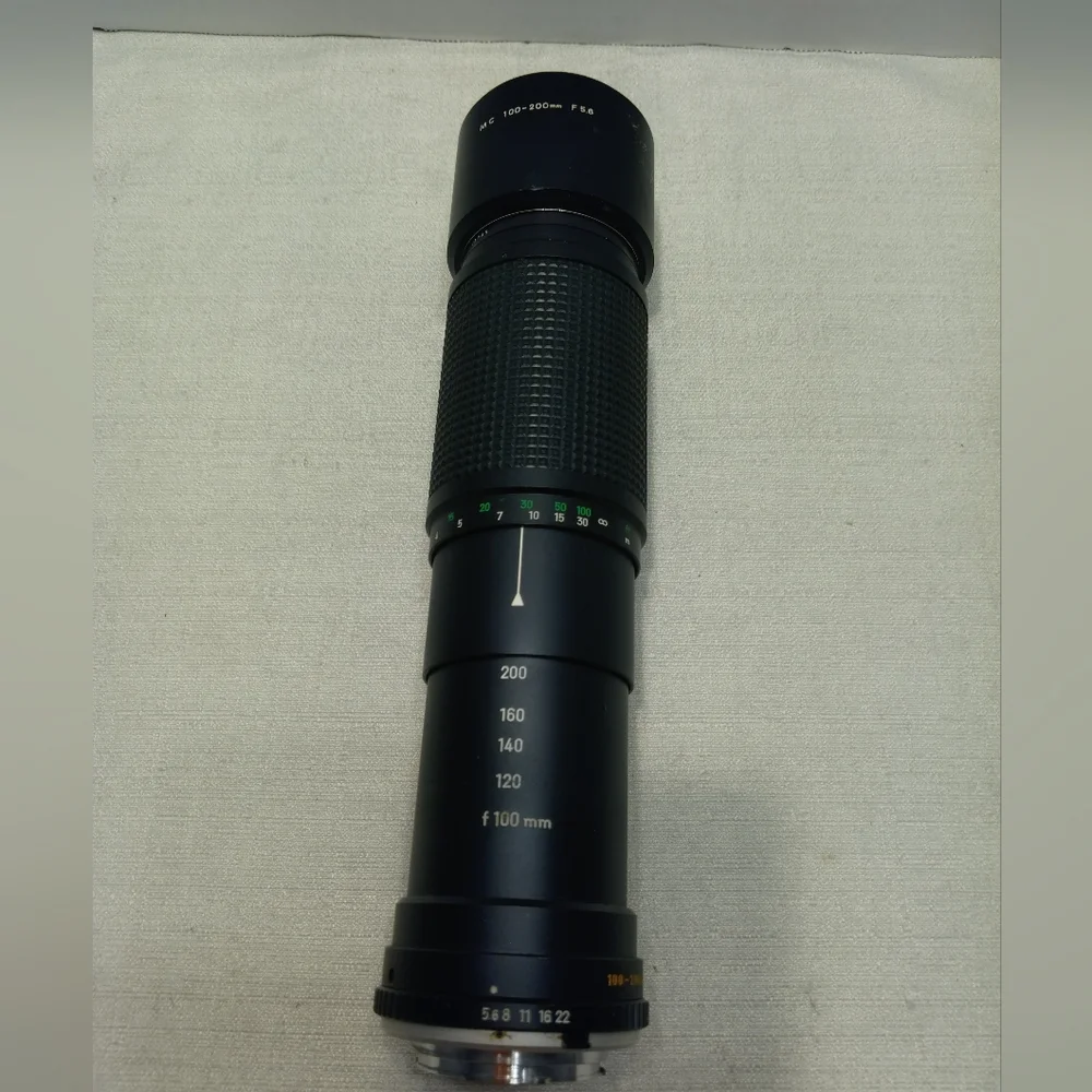 Minolta 1:56 f=100-200mm